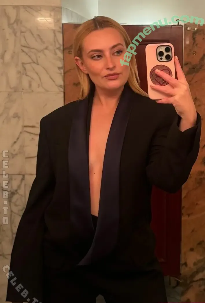 Amelia Dimoldenberg nude photo #0778 (ameliadimz / emilynudess)