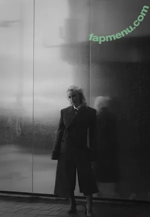 Amelia Eve Gibson / Millie Gibson / milliegibbo nude photo #0344