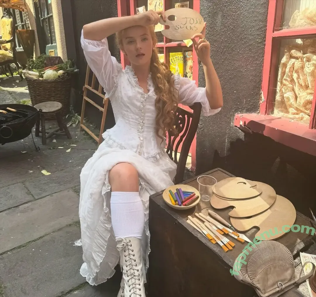 Amelia Eve Gibson nude photo #0332 (Millie Gibson / milliegibbo)