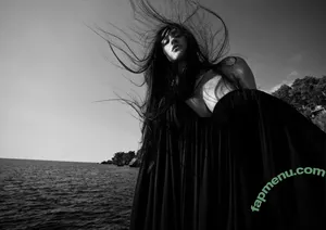 Amelia Gray Hamlin / ameliagray nude photo #0413