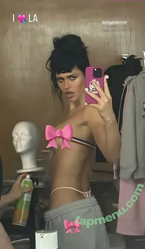 Amelia Gray Hamlin / AmeliaGHamlin / ameliagrayhamlin nude photo #0435