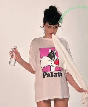 Amelia Gray Hamlin / AmeliaGHamlin / ameliagray / ameliagrayhamlin nude photo #0467