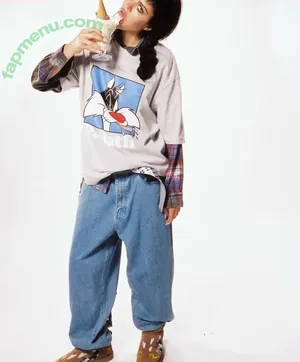 Amelia Gray Hamlin / AmeliaGHamlin / ameliagray / ameliagrayhamlin nude photo #0469