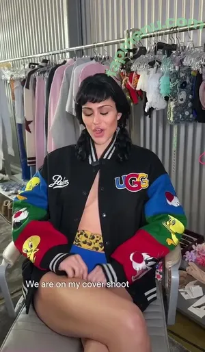 Amelia Gray Hamlin / AmeliaGHamlin / ameliagray / ameliagrayhamlin nude photo #0494