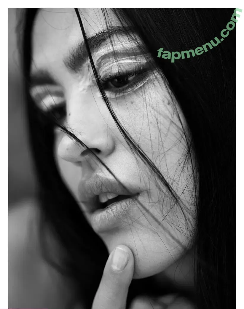 Amelia Gray Hamlin nude photo #0389 (AmeliaGHamlin / ameliagray)