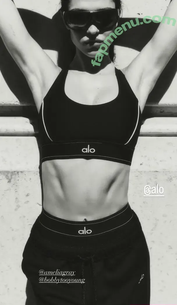 Amelia Gray Hamlin nude photo #0396 (AmeliaGHamlin / ameliagray)