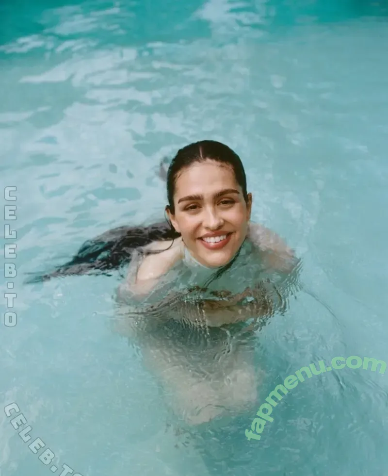 Amelia Gray Hamlin nude photo #0615 (AmeliaGHamlin / ameliagray / ameliagrayhamlin)