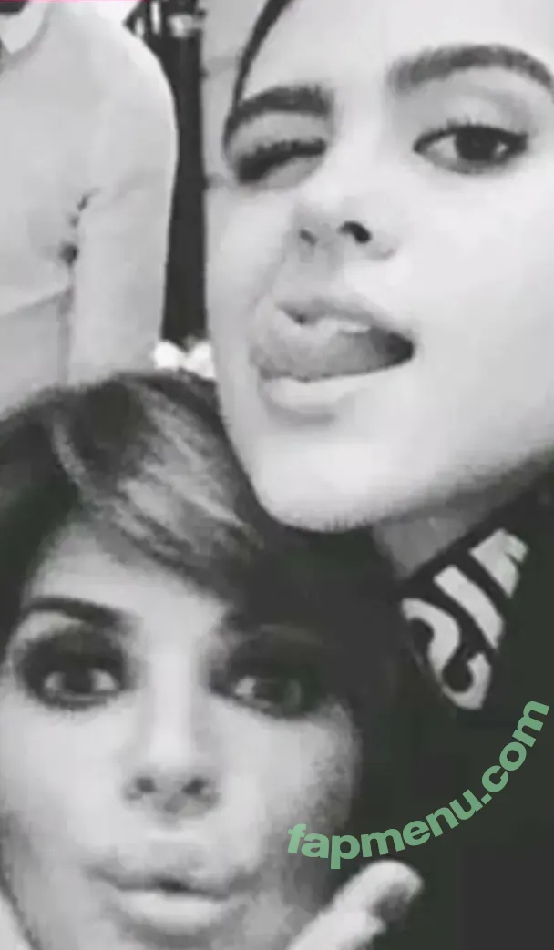 Amelia Gray Hamlin nude photo #0626 (AmeliaGHamlin / ameliagray)