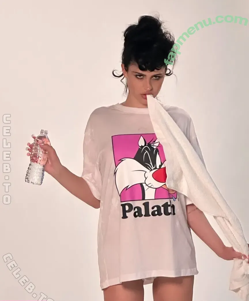 Amelia Gray Hamlin nude photo #0643 (AmeliaGHamlin / ameliagray)