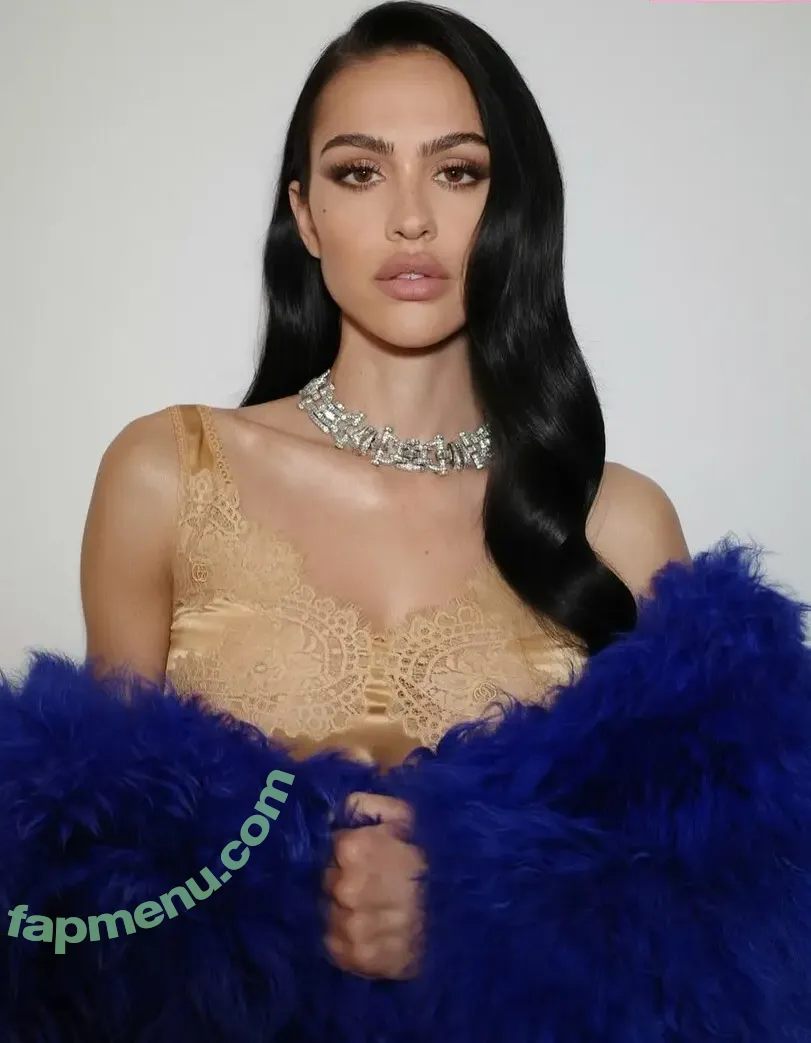 Amelia Gray Hamlin nude photo #0644 (AmeliaGHamlin / ameliagray)