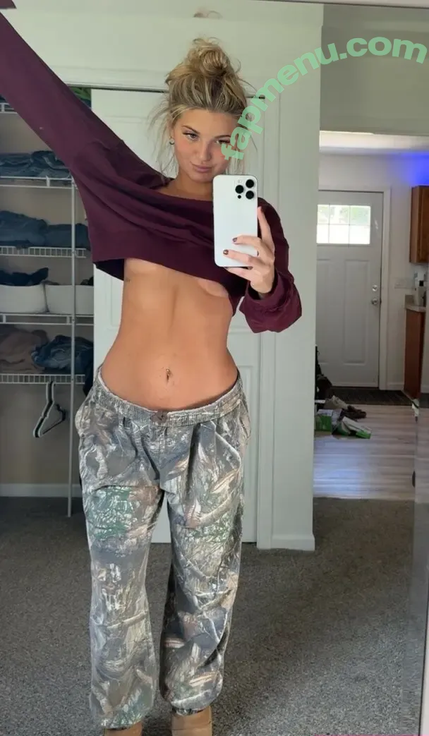 Amelia Hakes nude photo #0015 (ameliamayayy / meli_may / meliwrld)