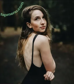 Amelia Samson / ameliasamson nude photo #0037