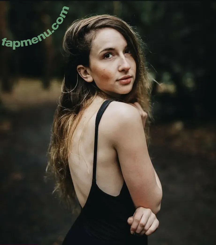 Amelia Samson nude photo #0037 (ameliasamson)