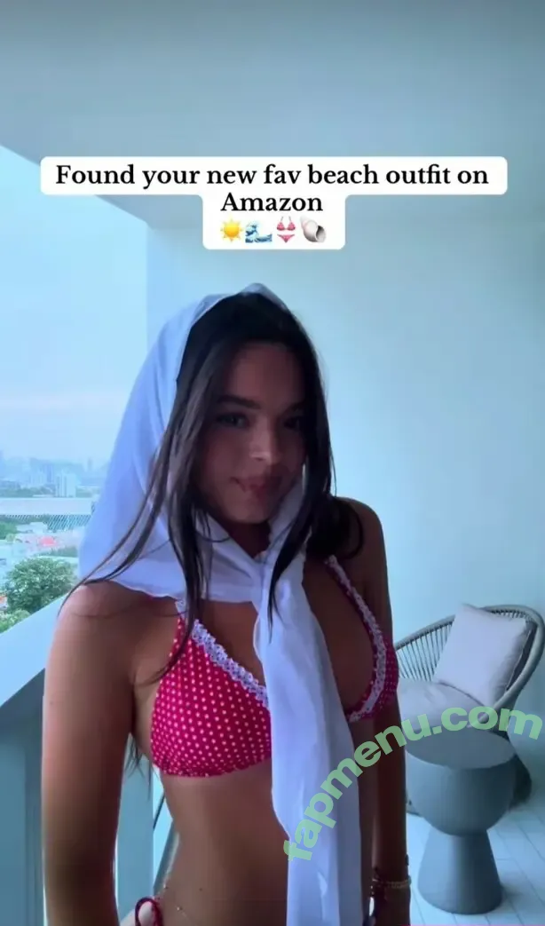 Amelia Wray nude photo #0074 (ameliawray / savannahwray)