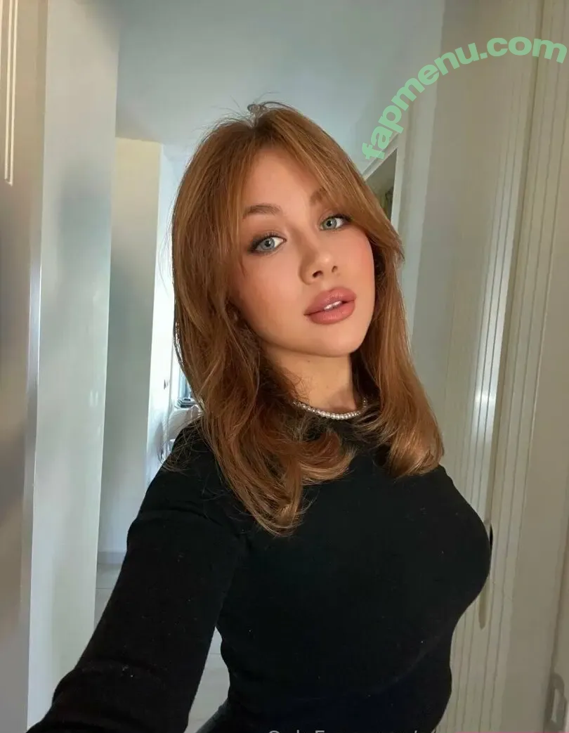 ameliablacker nude photo #0012 (ameliablacker)