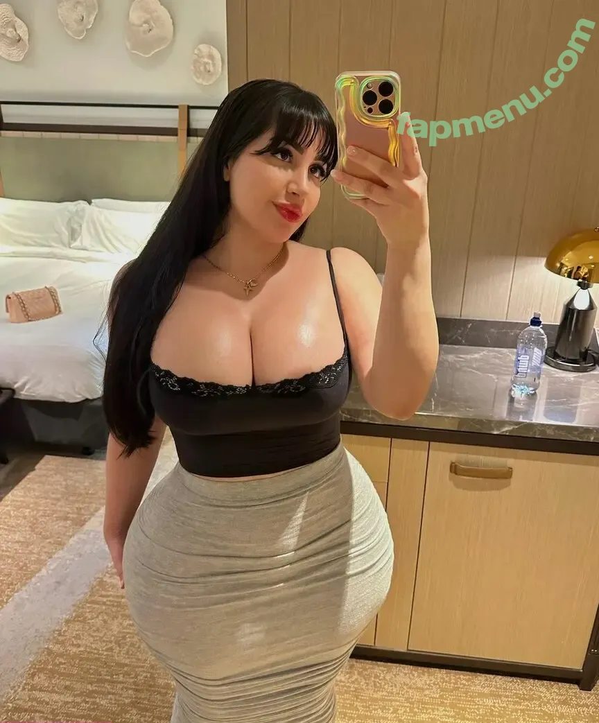 ameliacurvy nude photo #0006 (ameliacurvy)