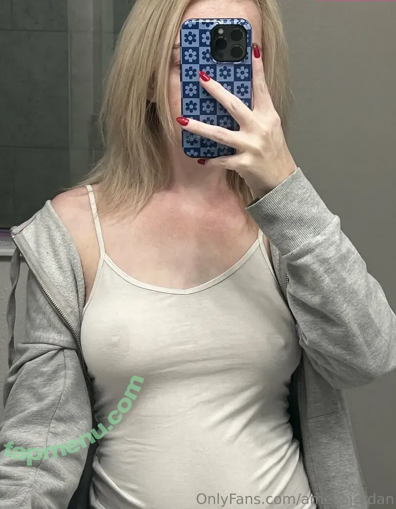 ameliajordan nude photo #0030 (ameliajordan)
