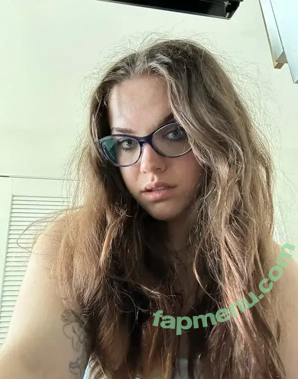 amelialynneee nude photo #0051 (amelialynneee)