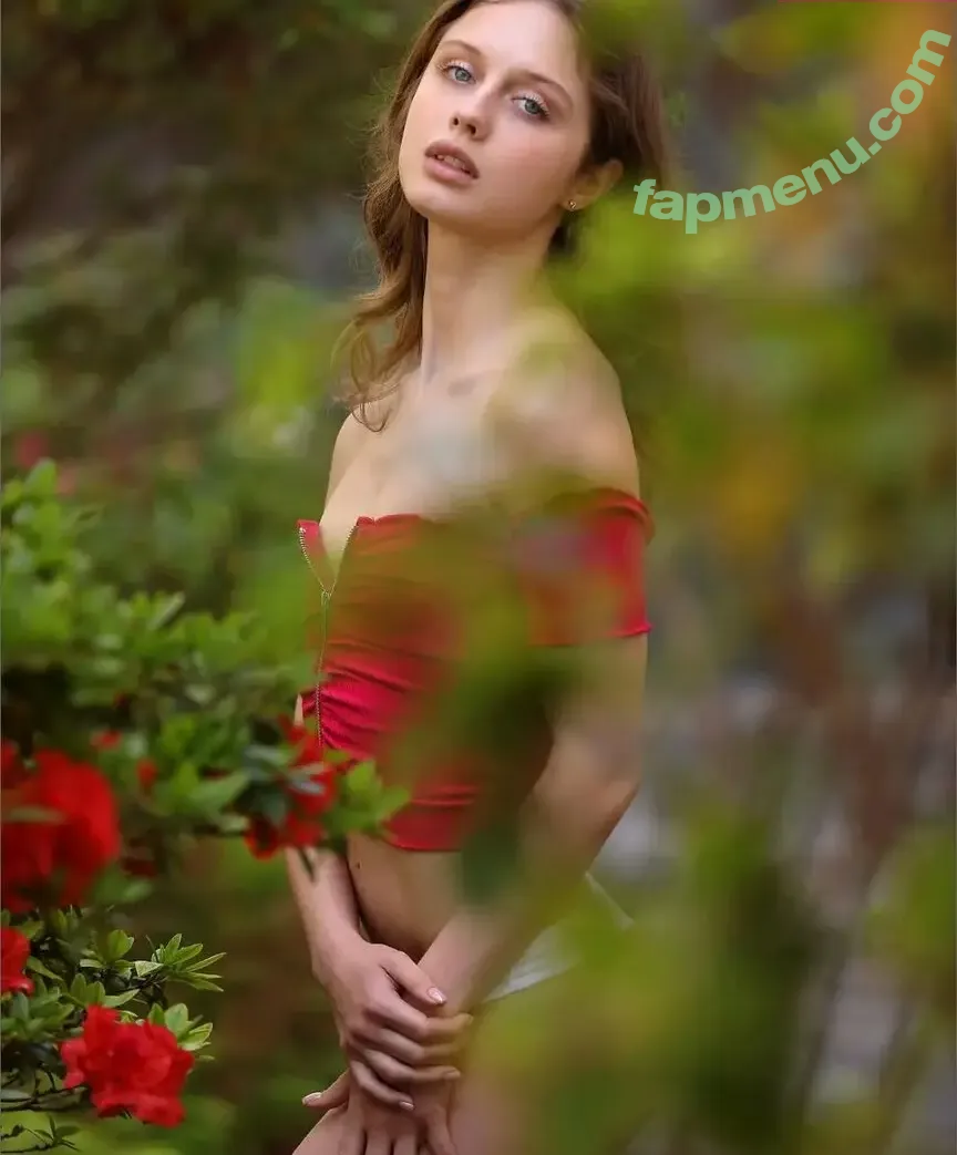 Amelie Lou nude photo #0437 (amelielou / amelielou4u / amelielou4u2)