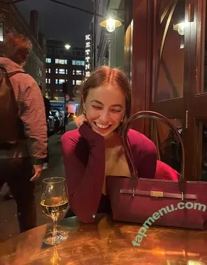 Amelie Manzoli / Am.e.lie nude photo #0876