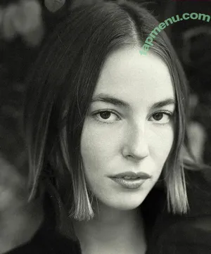 Amelie Manzoli / Am.e.lie / ameliemanzoli nude photo #0952