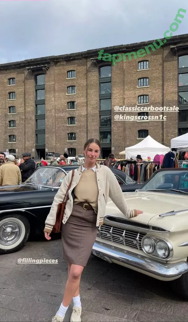 Amelie Manzoli nude photo #0066 (Am.e.lie / ameliemanzoli)