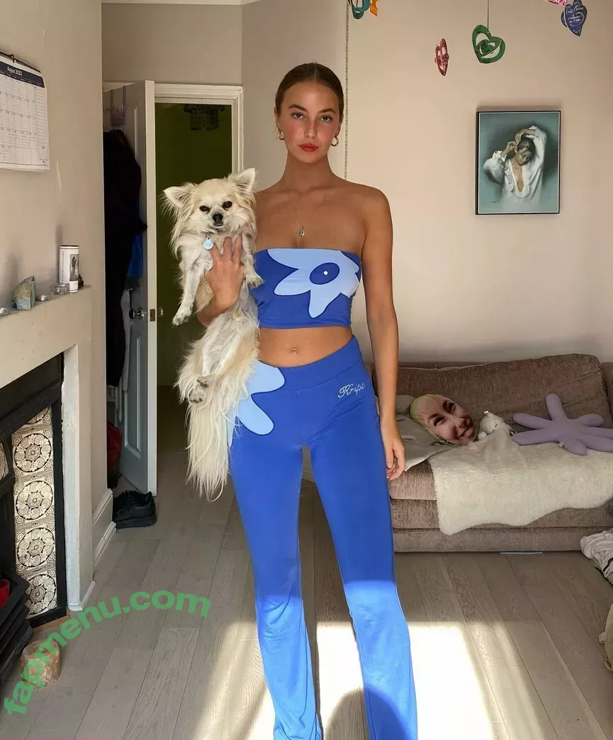 Amelie Manzoli nude photo #0144 (Am.e.lie / ameliemanzoli)