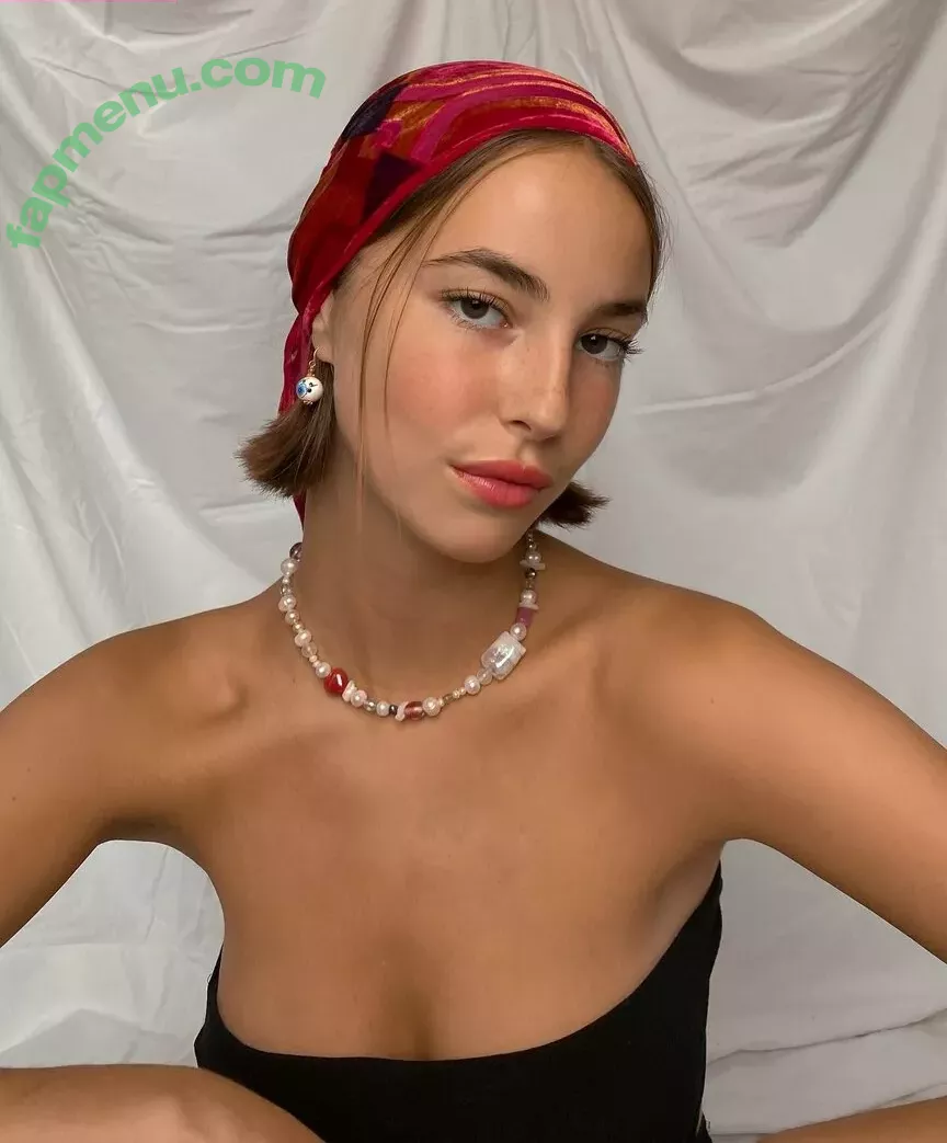 Amelie Manzoli nude photo #0160 (Am.e.lie / ameliemanzoli)