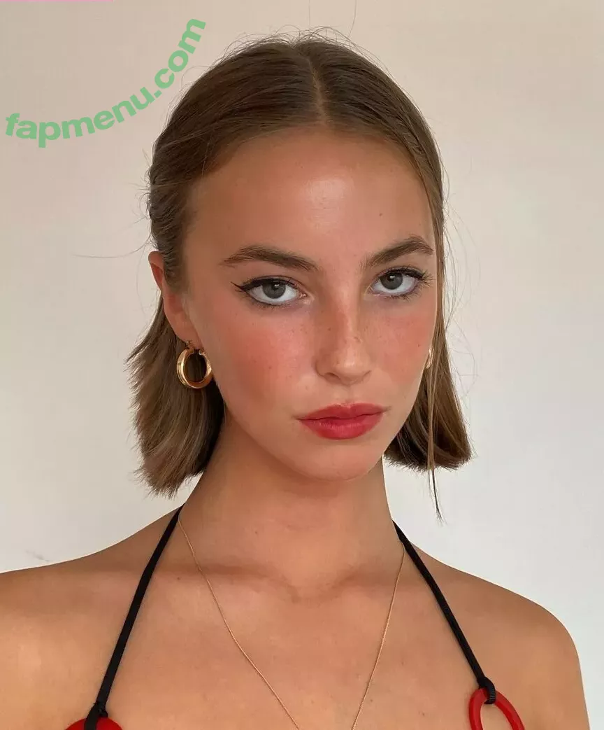 Amelie Manzoli nude photo #0183 (Am.e.lie / ameliemanzoli)