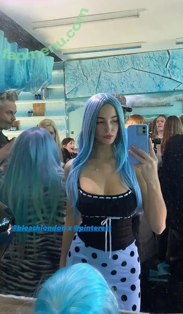 Amelie Manzoli nude photo #0924 (Am.e.lie / ameliemanzoli)