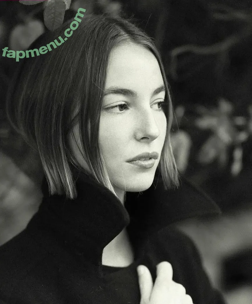 Amelie Manzoli nude photo #0951 (Am.e.lie / ameliemanzoli)