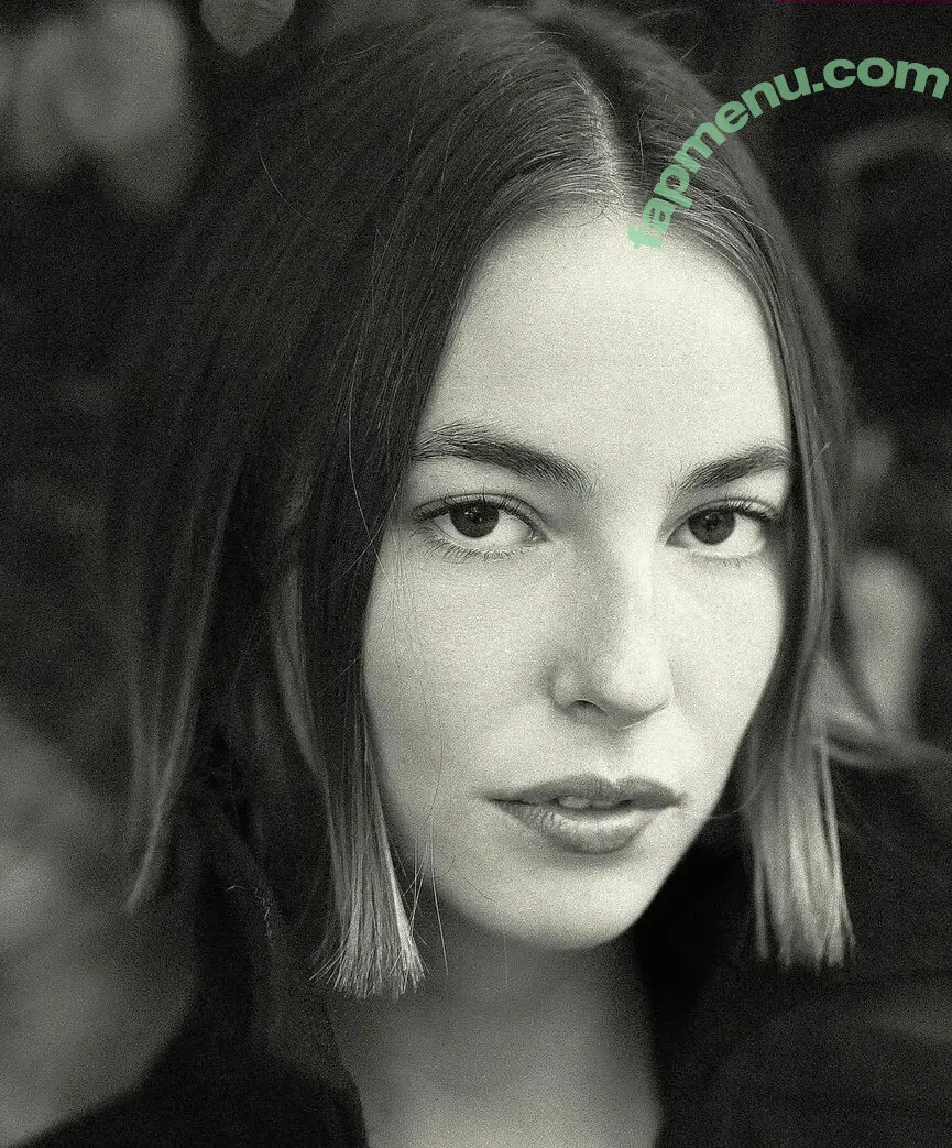 Amelie Manzoli nude photo #0952 (Am.e.lie / ameliemanzoli)