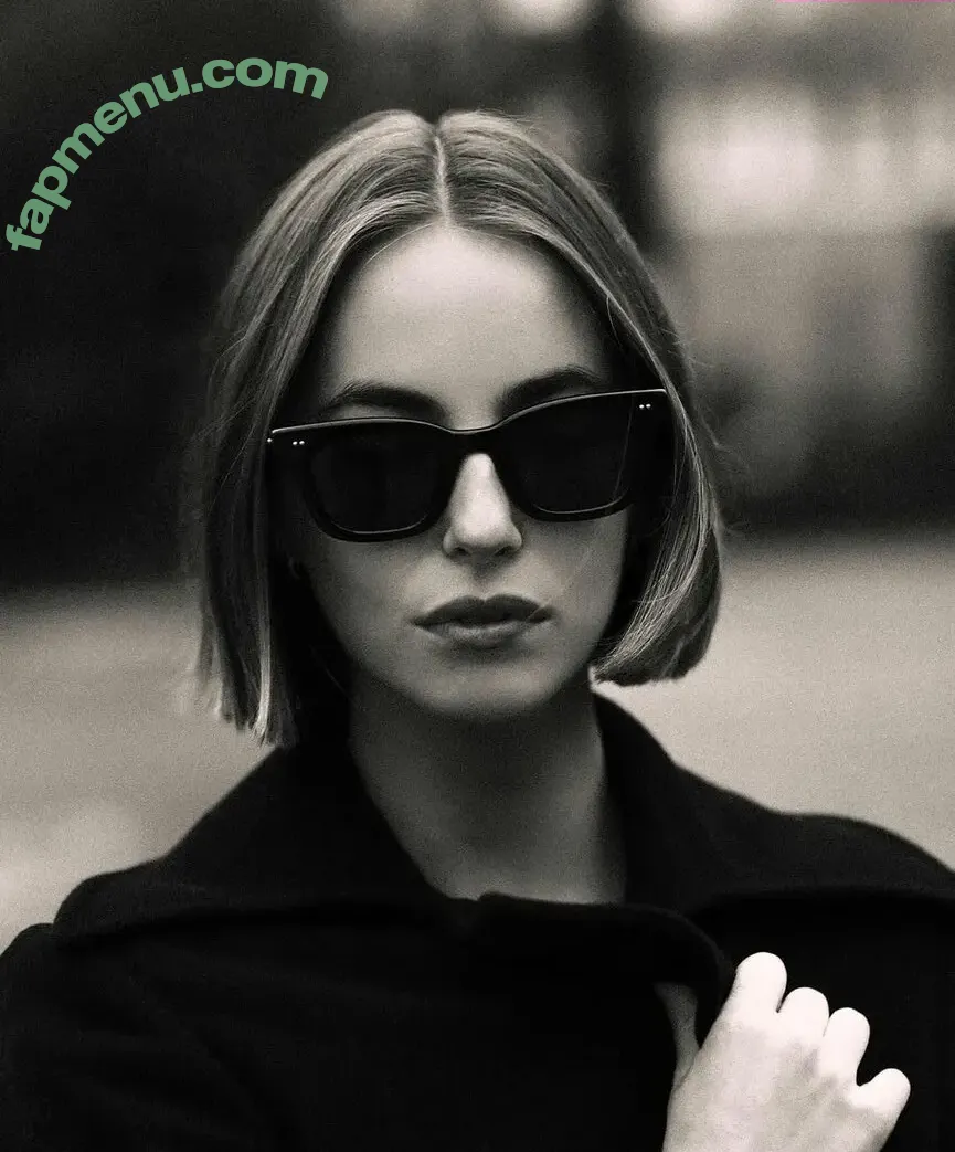 Amelie Manzoli nude photo #0953 (Am.e.lie / ameliemanzoli)