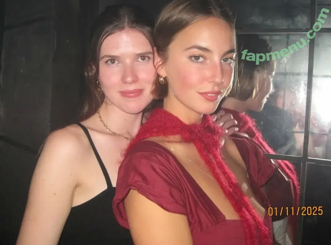 Amelie Manzoli nude photo #0980 (Am.e.lie / ameliemanzoli)