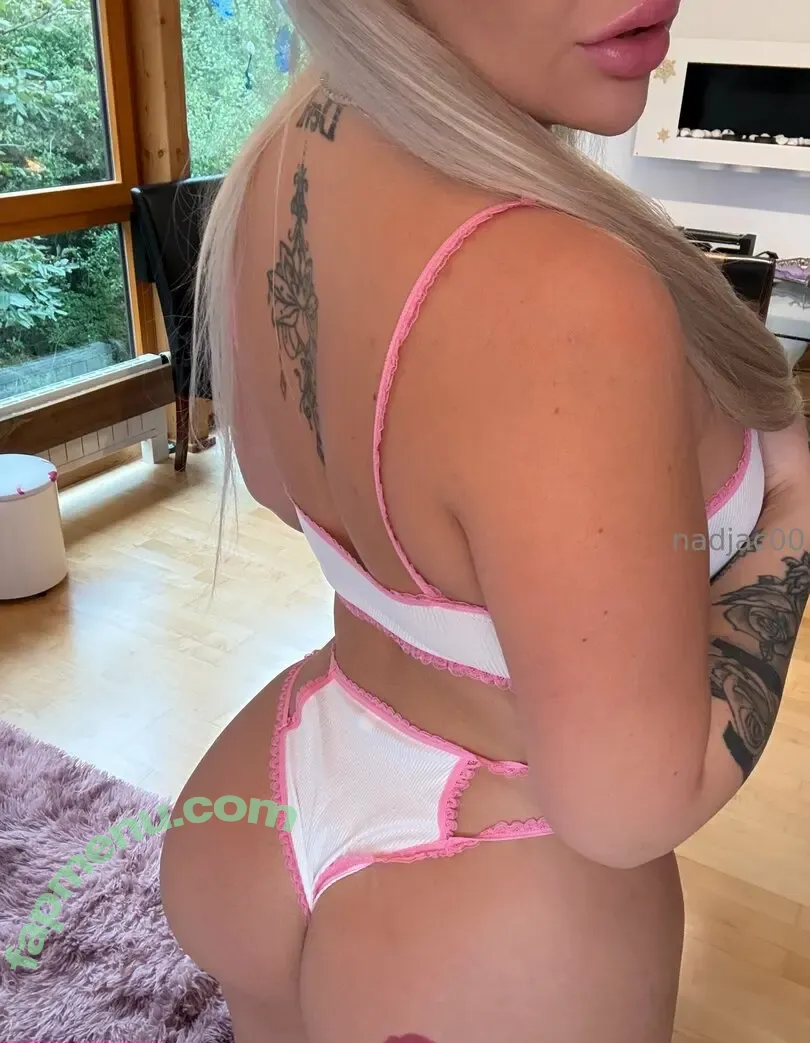 amelie.roseee nude photo #0030 (amelieerose_)