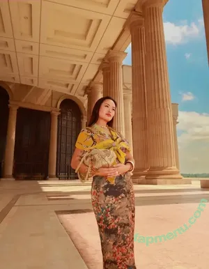 Ameliecara01 nude photo #0104