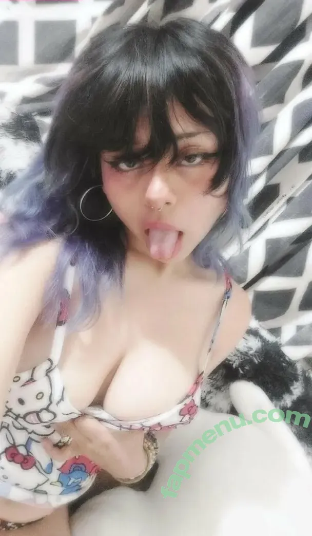 Amellchi nude photo #0056 (_amellchi_ / emilychuwu)