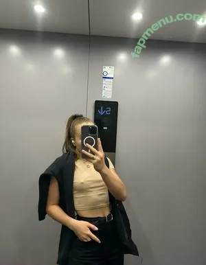  nude photo #0008