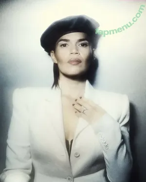 America Ferrera / americaferrera nude photo #0011