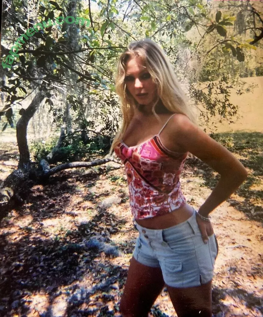 amethystfaymusic nude photo #0096 (amethystfrankln)