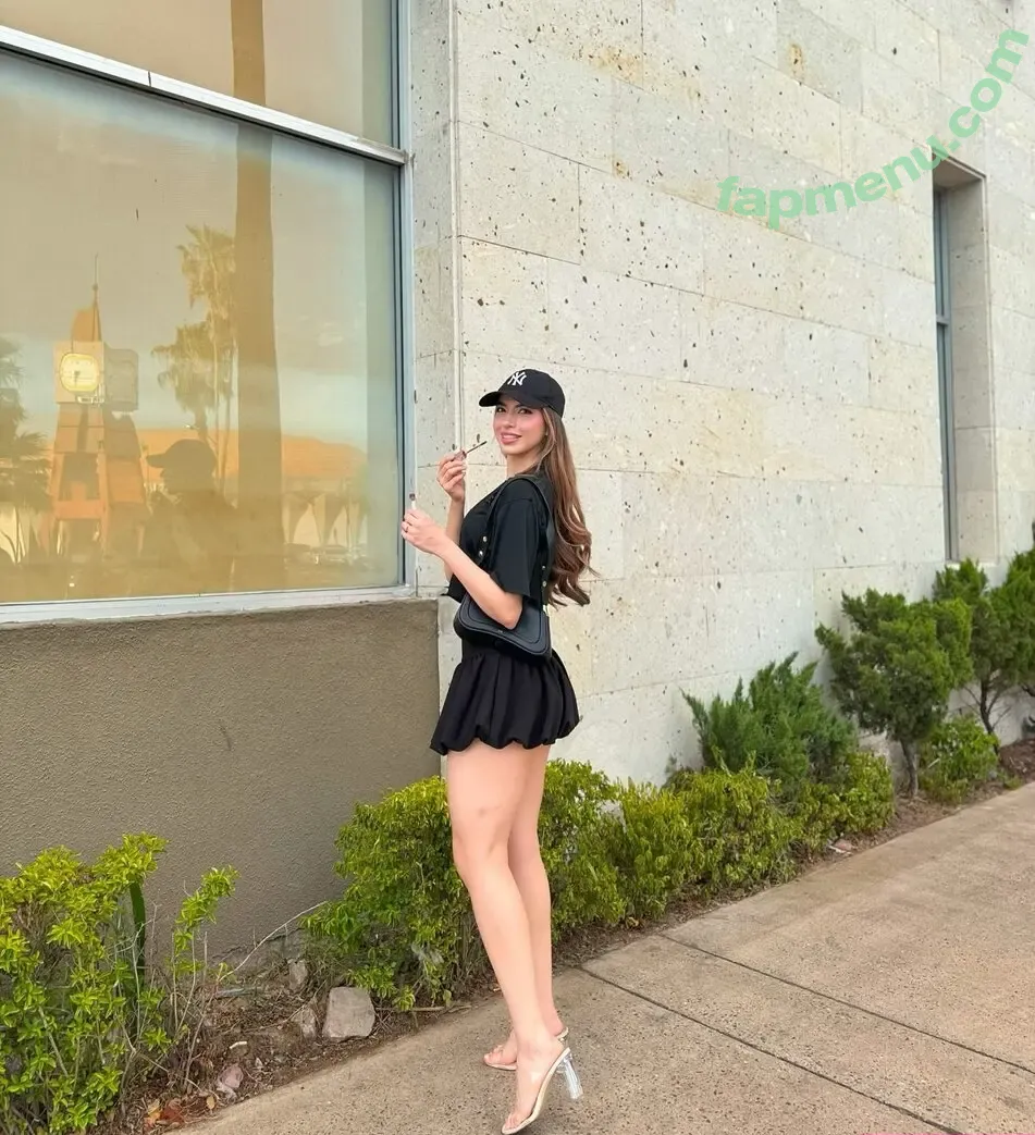 amevs098 nude photo #0093 (America Soto / americav098)