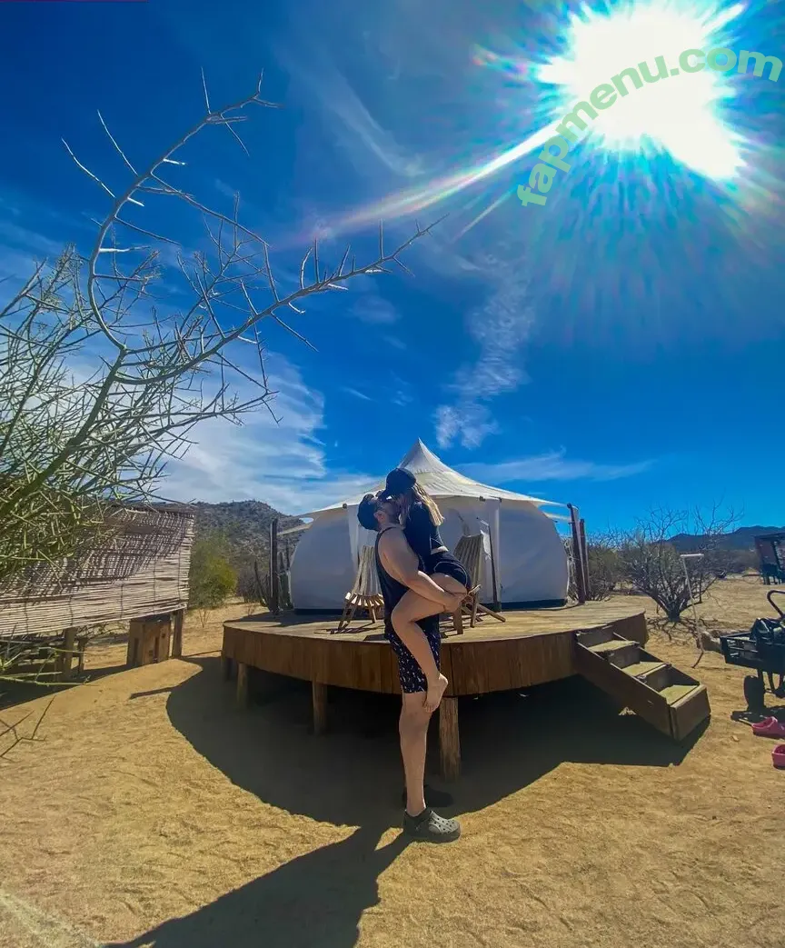 amevs098 nude photo #0124 (America Soto / americav098)