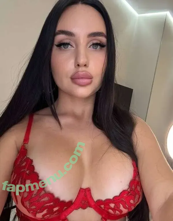 Amgbombaaa nude photo #0011 (Amgbombaaa)
