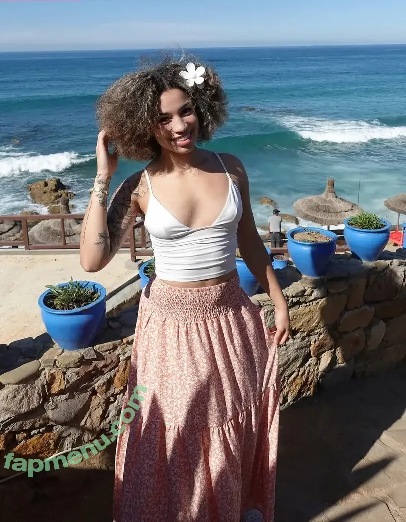 Amiah Simmons nude photo #0175 (amiahsimmons03 / amiahsimmonss)