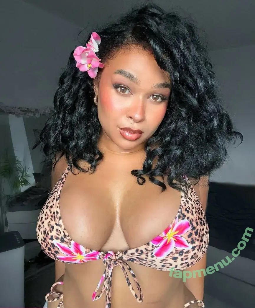 amielatisha nude photo #0061 (Latisha Allen / lovelatisha)