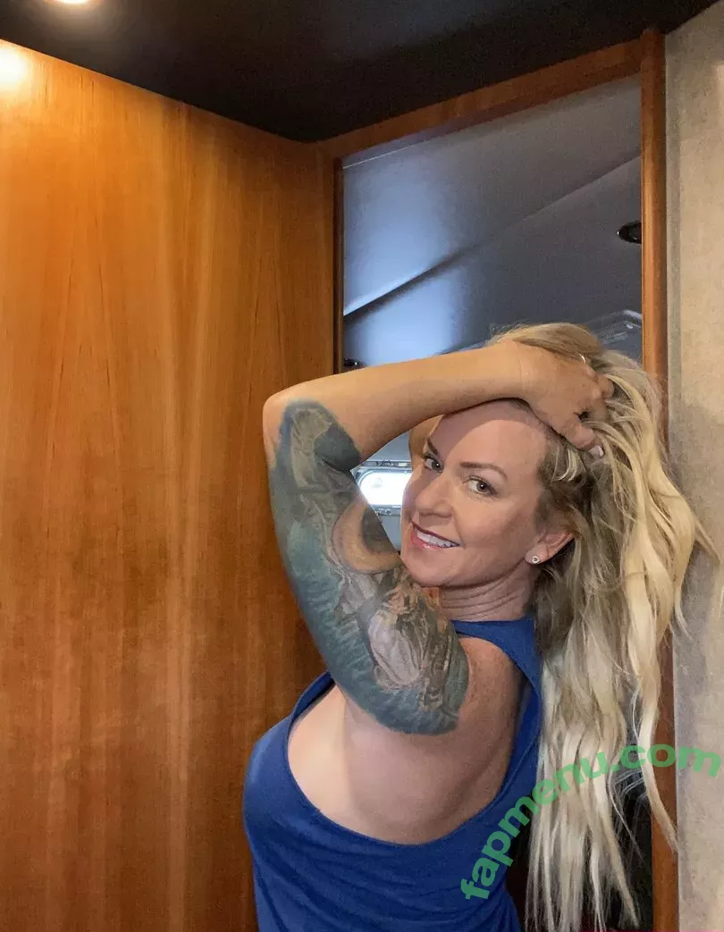 amieworldwide_free nude photo #0093 (wifey_dw4)