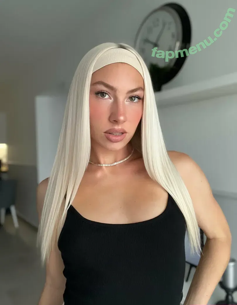 amiinaa nude photo #0001 (amiinaa.d)