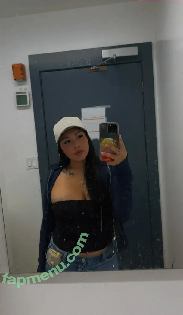 Amika Elise nude photo #0027 (amika.2.5t / elisefox00)