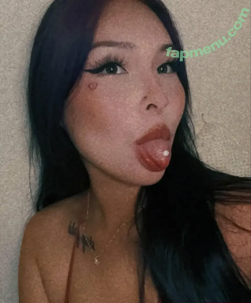 Amika Elise nude photo #0030 (amika.2.5t / elisefox00)