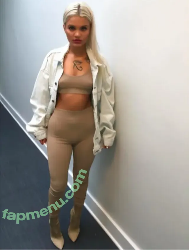 amina.blue nude photo #0046 (amina.blue)